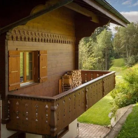 Διαμέρισμα Schonried Sleeps 8 Wifi